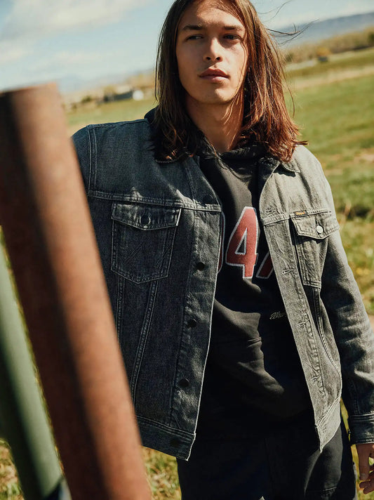 Wrangler® Toughlite™ Anti-Fit Denim Jacket in Smoky Granite