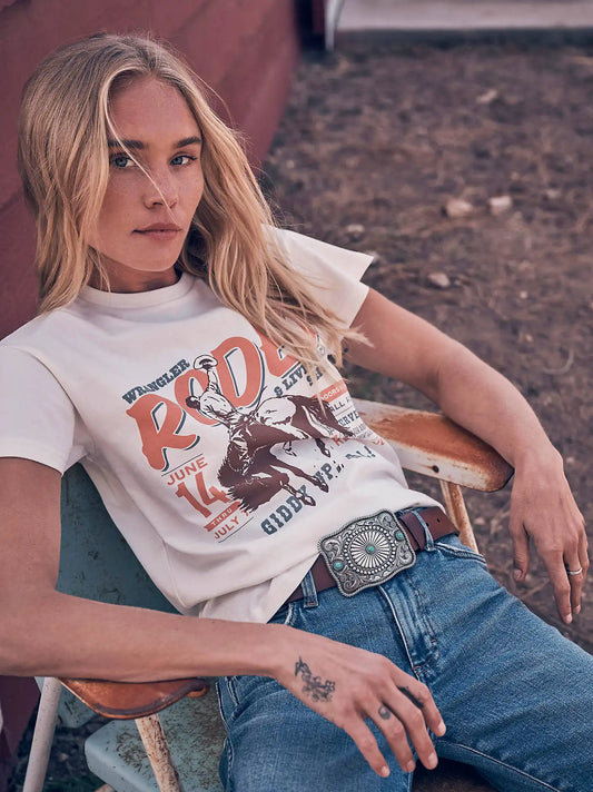 Giddy Up Retro Reg Fit Graphic Tee in Egret