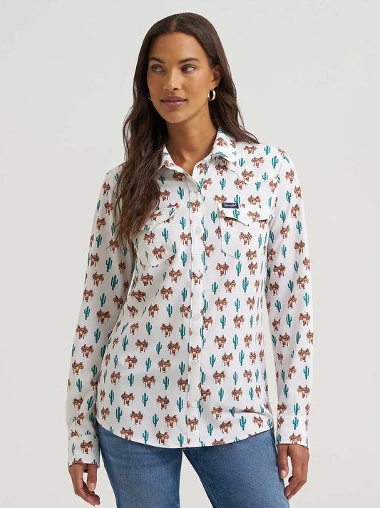 Women's Wrangler Aria Performance Shirt in Cream Saddle