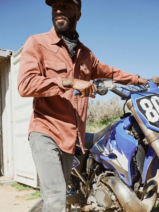 Wrangler ATG™ Men's Salida Shirt in Sequoia