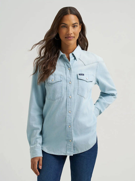 Women's Wrangler Iconic Western Snap Denim Shirt in Bleached Denim