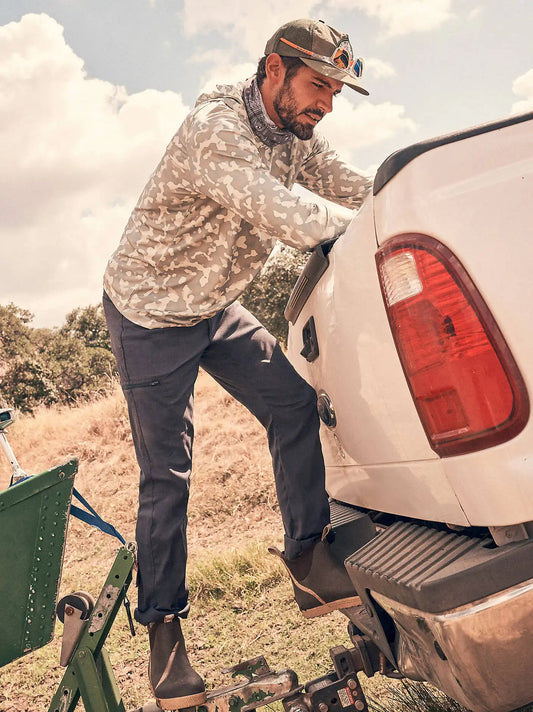 Men's Wrangler® All Terrain Cargo Pant in Blue Nights
