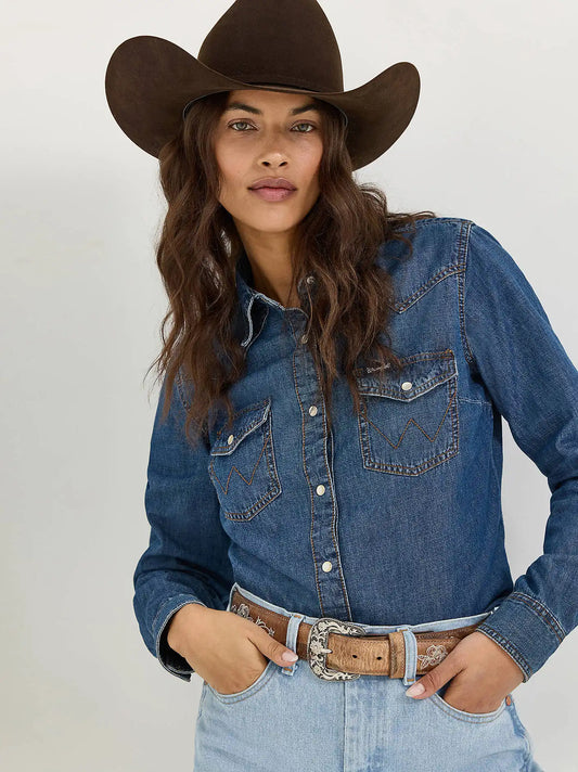 Women's Wrangler Classic Western Snap Denim Shirt in Dark Denim