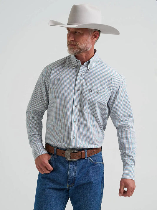 Wrangler® George Strait™ Long Sleeve Button Down One Pocket Shirt in Plaid Charcoal