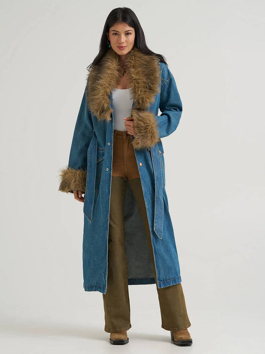 Lainey Wilson x Wrangler Trench Coat in Denim