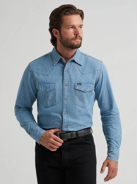 Men's Wrangler® Classic Denim Western Snap Shirt in Light Wash