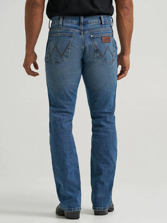 Men's Wrangler Retro® Slim Fit Bootcut Jean in Harris
