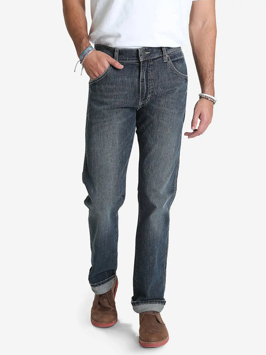 Men's Wrangler Retro® Slim Fit Straight Leg Jean in Jerome
