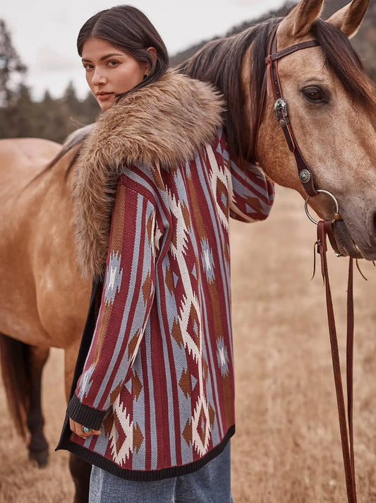 Lainey Wilson x Wrangler Faux Fur Collar Sweater in Exploded Print