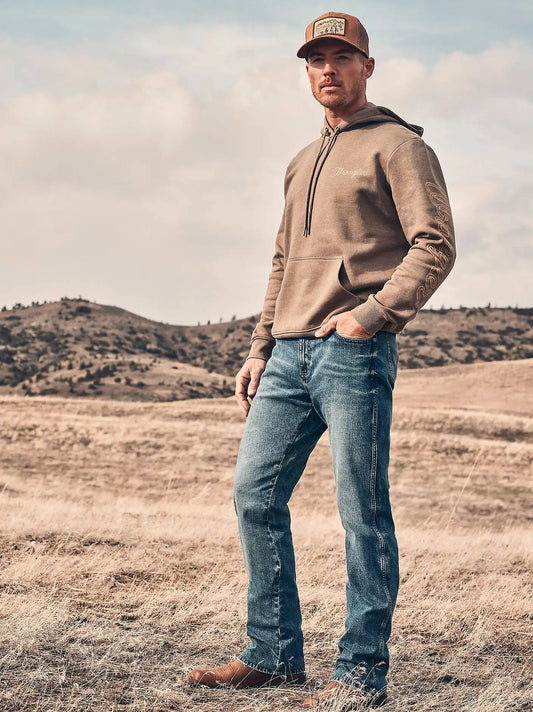 Men's Wrangler Retro® Relaxed Fit Bootcut Jean in Harris