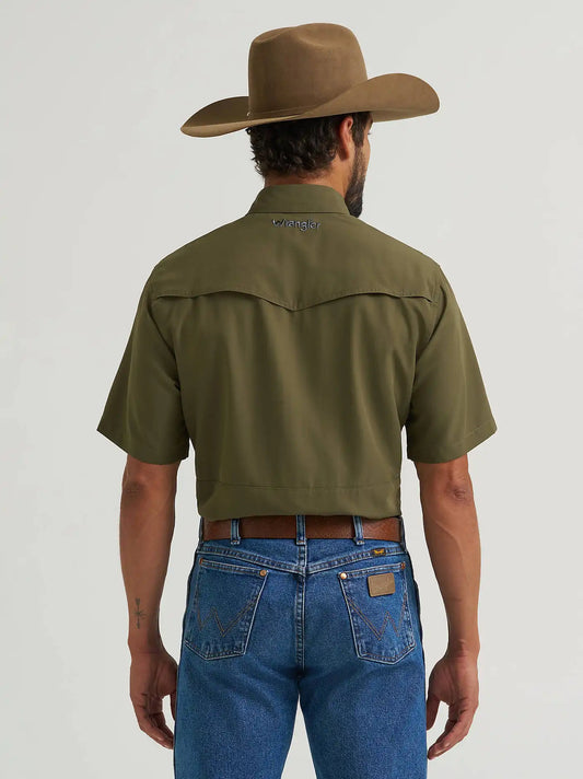 Wrangler All Terrain Gear Men's Performance Solid Shirt in Olive Night