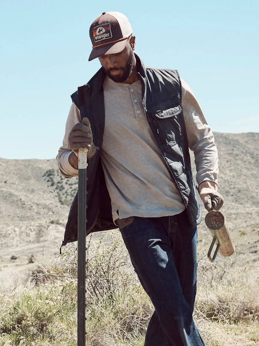 Wrangler RIGGS Workwear® Relaxed Henley in Oatmeal Heather
