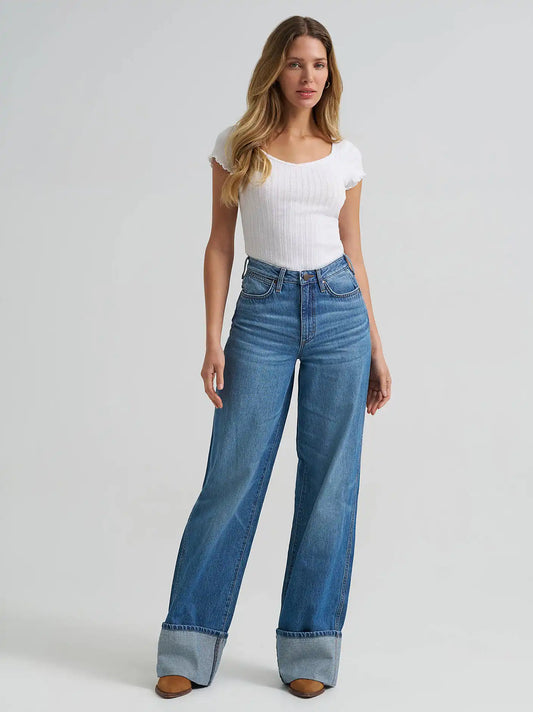 Women's Wrangler Retro® Bailey High Rise Wide Leg Cuffed Jean in Milena