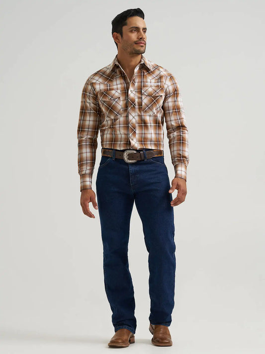 Men's Wrangler® Logo Long Sleeve Western Snap Shirt in Sand