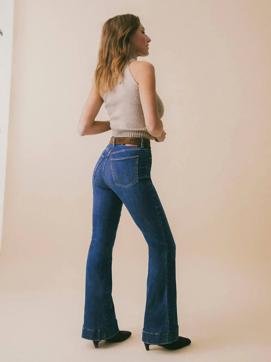 Women's Wrangler BESPOKE High Rise Trouser Jean in Reina