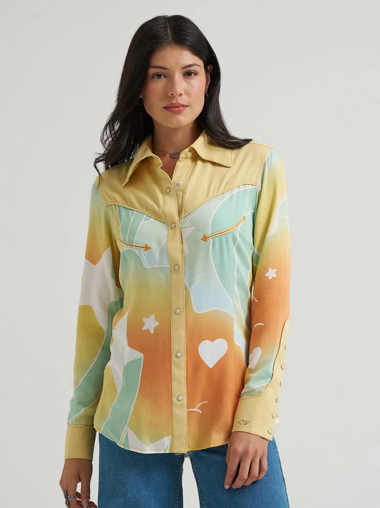 Lainey Wilson x Wrangler Rainbow Lainey Snap Shirt in Rainbow