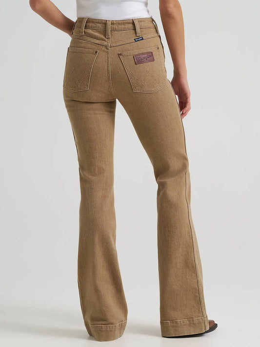 Women's Wrangler Retro® Bailey High Rise Colorwash Trouser Jean in Emersyn
