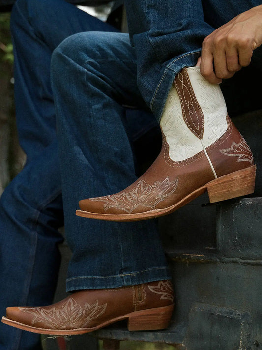 Women's Myrtle Snip-Toe Western Bootie in Tan/Ivory