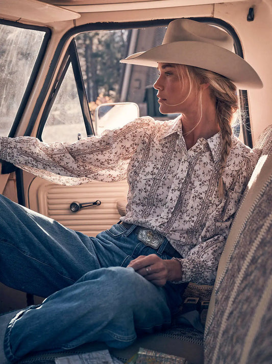 Women's Smocked Sleeve Western Snap Blouse in White
