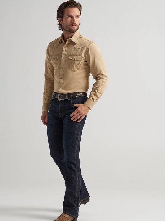 Men's Wrangler Retro® Slim Fit Bootcut Jean in Dax
