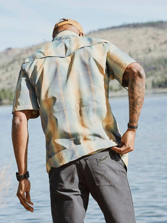 Wrangler All Terrain Gear Men's Performance Plaid Shirt in Turbulence