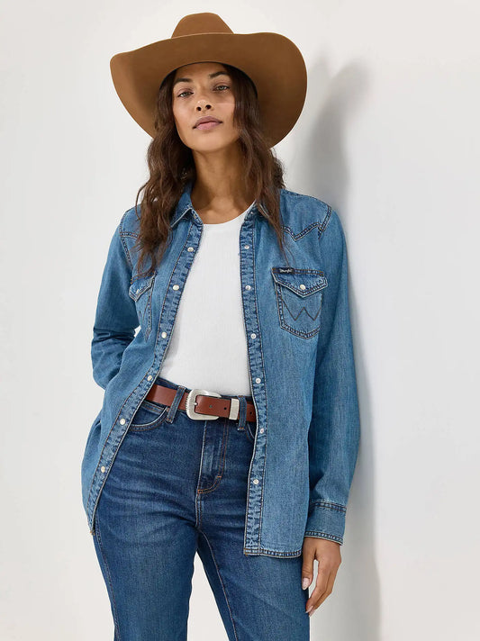 Women's Wrangler Classic Western Snap Denim Shirt in Mid Denim