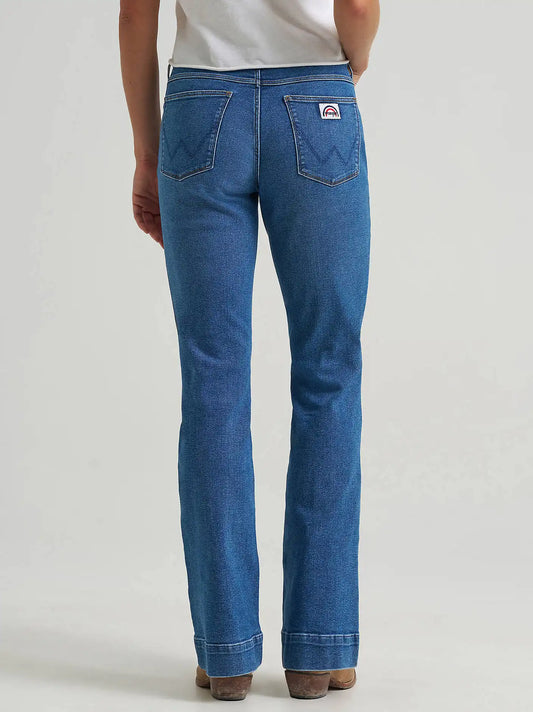 Women's Patch Pocket Rainbow Flare Jean in Raven