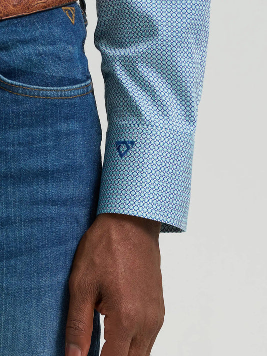 Men's Cody Johnson One Pocket Button Down Shirt in Porcelain Blues