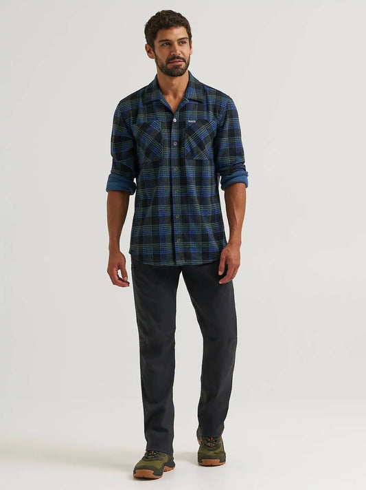 Men's Wrangler® All Terrain Cargo Lined Pant in Jet Black