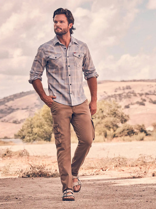 Men's Wrangler® Flex Tapered Cargo Pant in Kangaroo