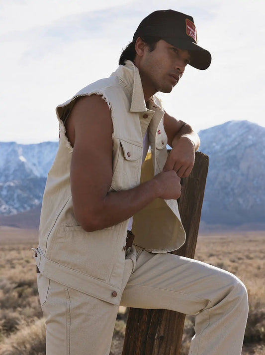 Wrangler x Coors Cut-Off Vest in Ecru