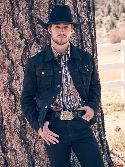 Men's Wrangler Retro® Sherpa Lined Western Denim Jacket in Caviar
