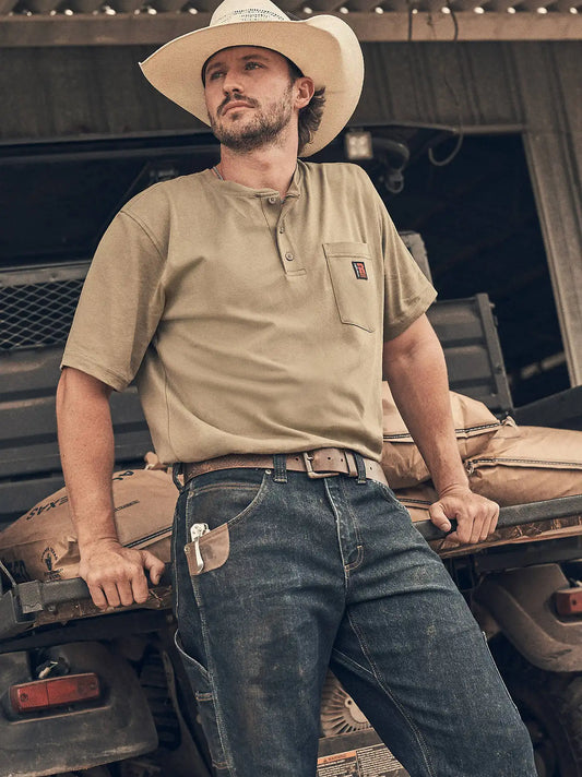 Wrangler RIGGS Workwear® Short Sleeve Relaxed Henley in Green
