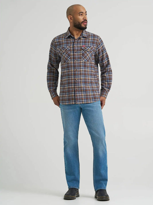 Men's Free To Stretch™ Straight Fit Jean in Finnias