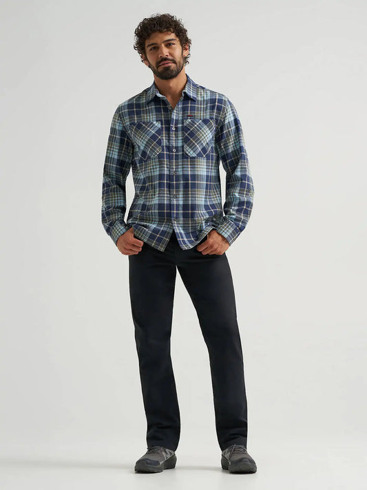 Wrangler ATG™ Men's Mountain Utility Canvas Pant in Jet Black