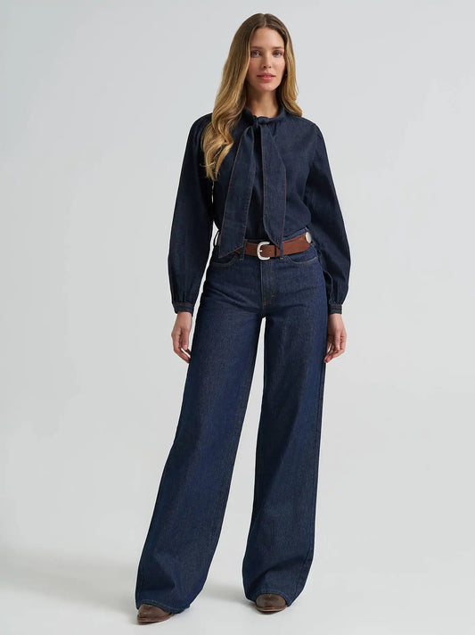 Women's Denim Bow Snap Shirt in Denim