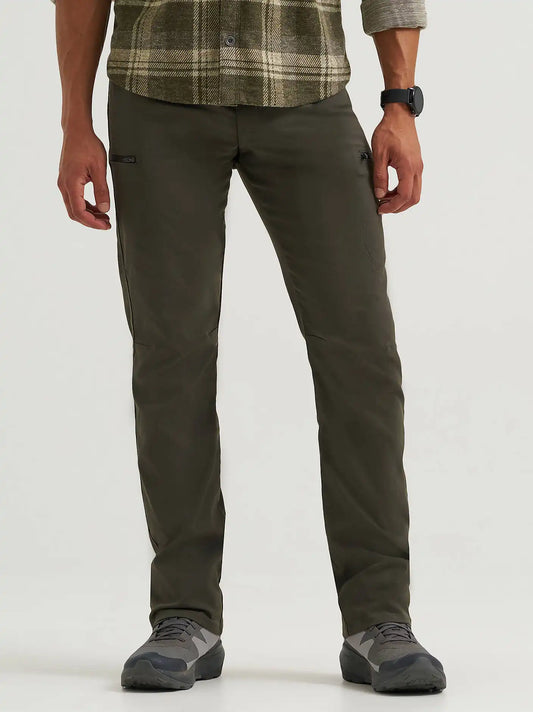Men's Wrangler® All Terrain Cargo Pant in Peat