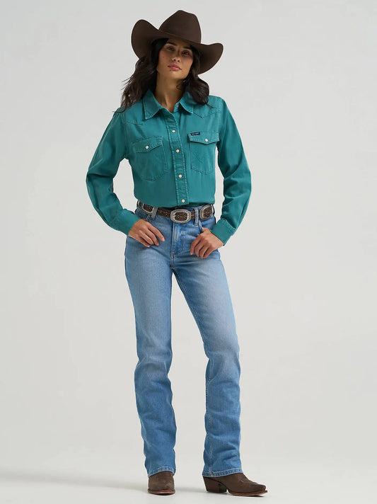 Women's Wrangler Colorwash Iconic Snap Shirt in Turquoise