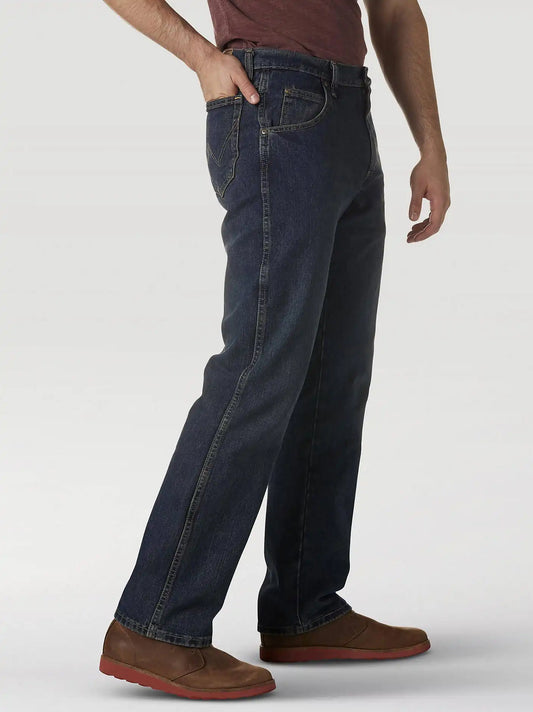 Wrangler Rugged Wear® Relaxed Fit Mid Rise Jean in Union