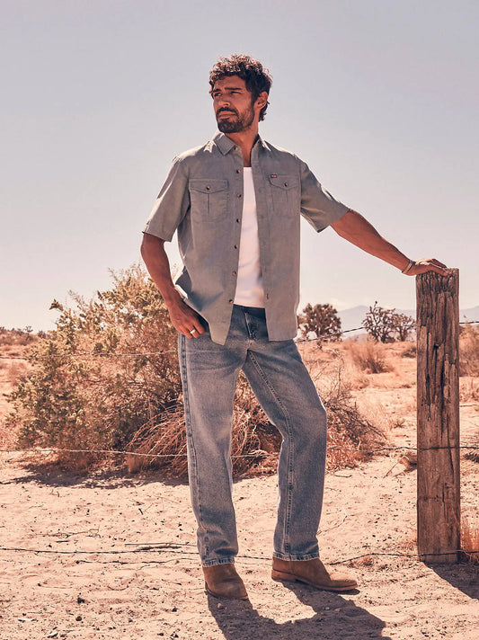 Wrangler® Five Star Premium Denim Comfort Stretch Relaxed Fit Jean in Bleached Tint