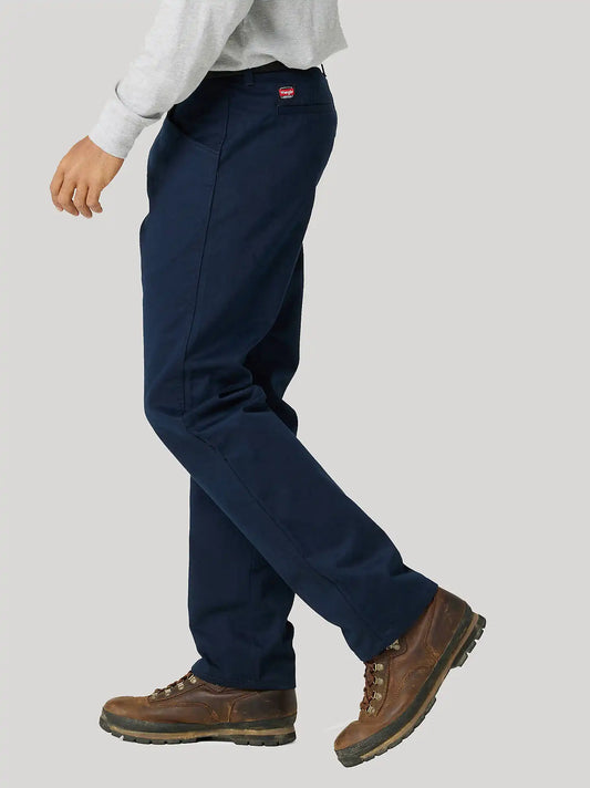 Wrangler Workwear Relaxed Straight Pant in Dark Sapphire