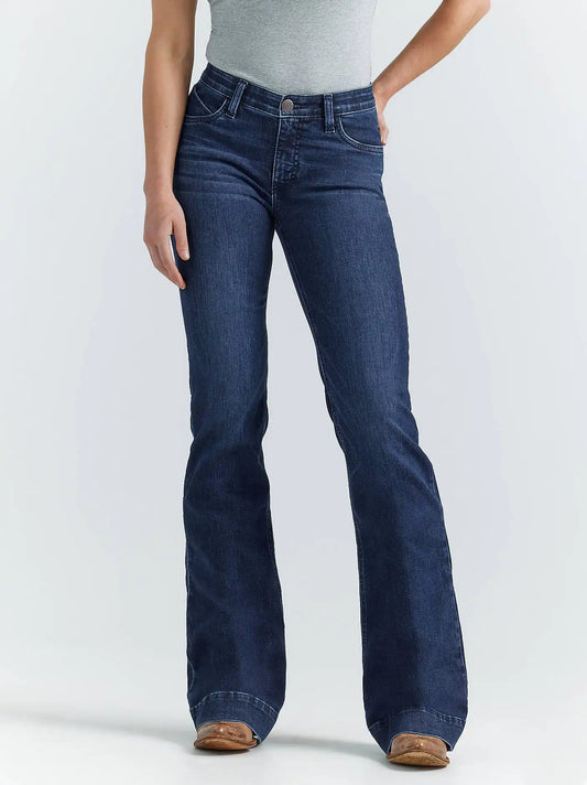 Women's Wrangler Ultimate Riding Jean Willow Mid-Rise Trouser in Sloane