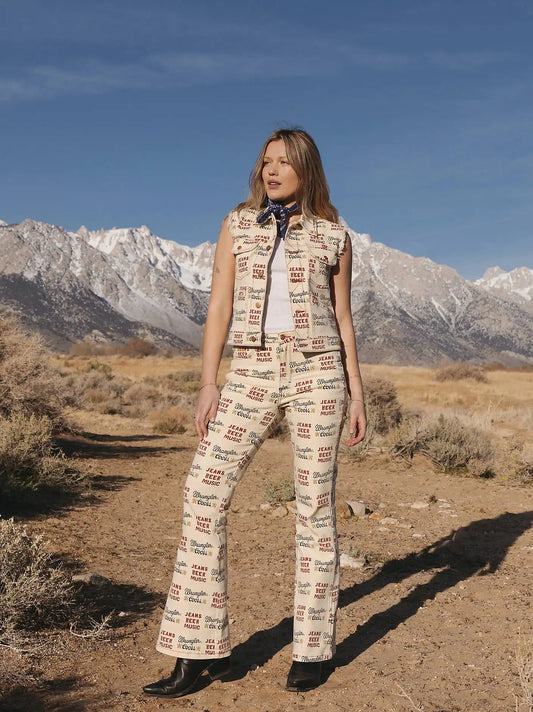Wrangler x Coors Women's Printed Bailey Flare in Multicolor
