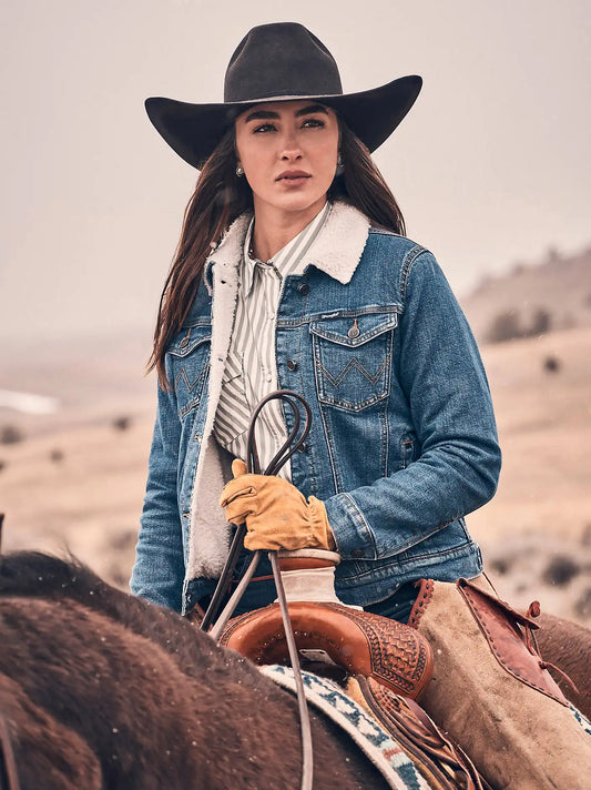 Women's Wrangler Classic Western Denim Sherpa Jacket in Denim