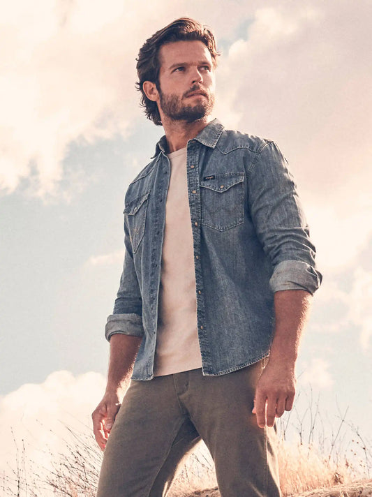 Men's Denim Western Snap Front Shirt in Mid Tint Denim
