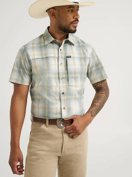 Wrangler All Terrain Gear Men's Hike Shirt in Green Ombre