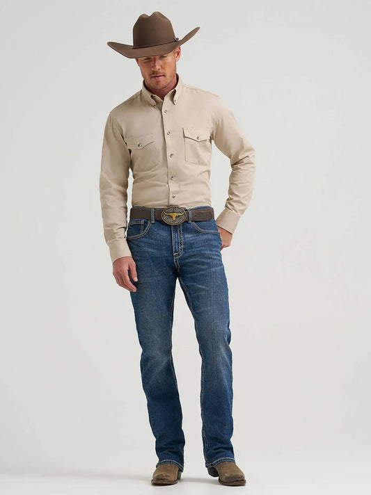Men’s Wrangler® 20X® No. 42 Vintage Bootcut Jean in Midland Comfort Stretch
