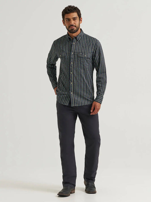 Wrangler All Terrain Gear Men's Open Range Pant in Phantom