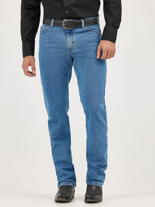 Premium Performance Cowboy Cut® Regular Fit Jean in Stonewash