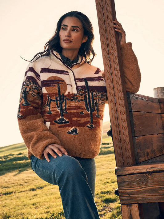 Women's Wrangler Big Sky Sherpa Snap Pullover in Tan